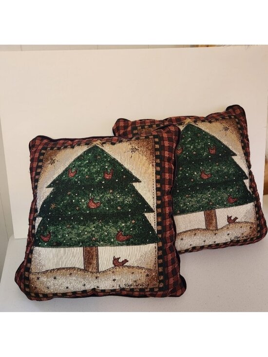 l spivey Other - L Spivey Tapestry Throw Pillows Set Of 2 Christmas Tree Red Cardinal 14" Square